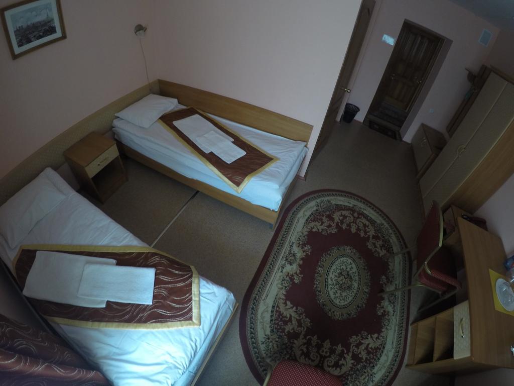 Kurmet Hotel Οράλ Δωμάτιο φωτογραφία