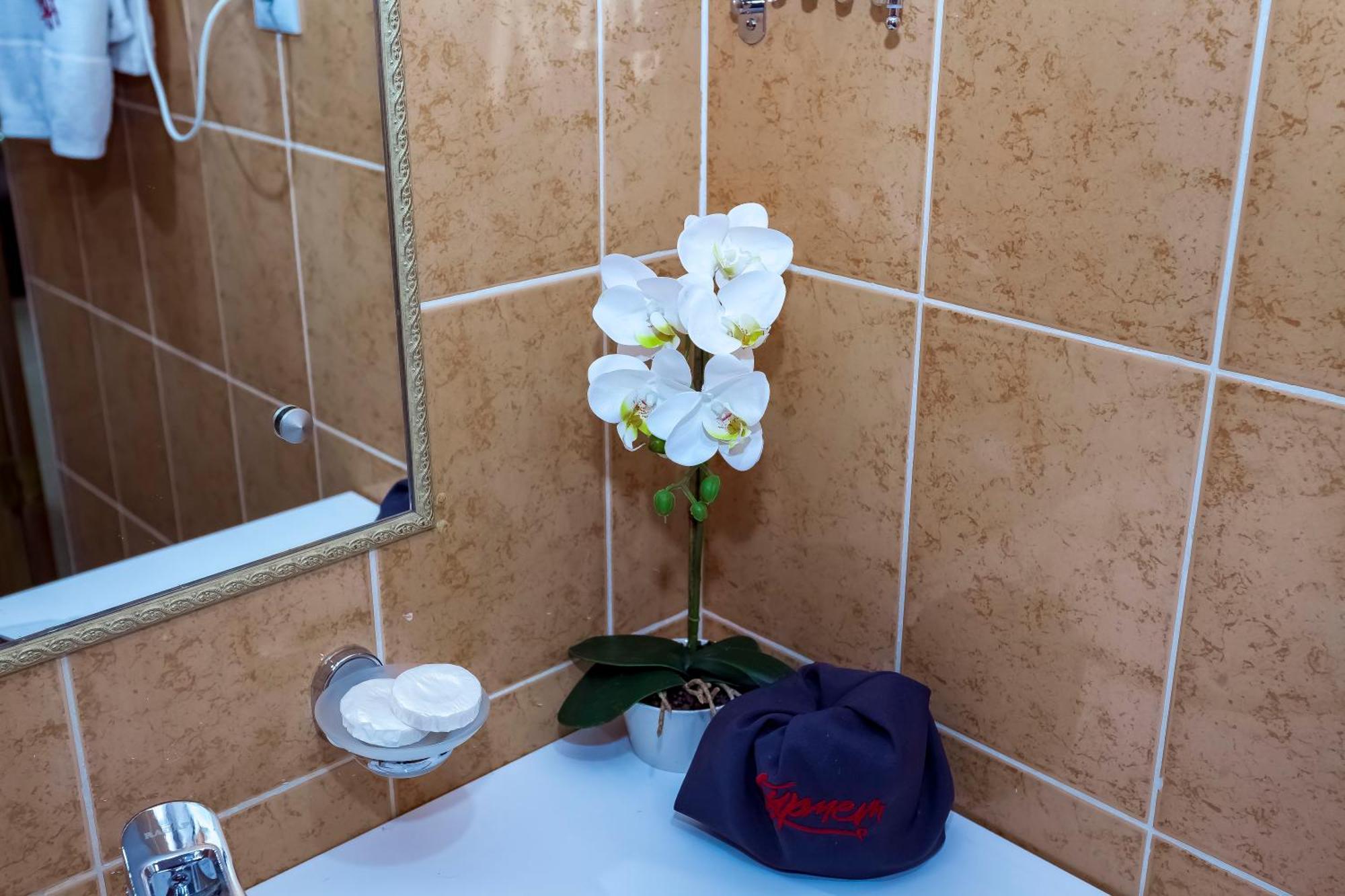 Kurmet Hotel Οράλ Εξωτερικό φωτογραφία