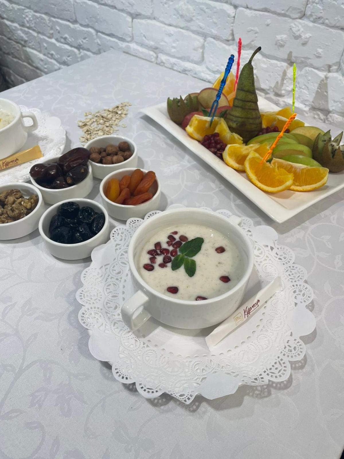 Kurmet Hotel Οράλ Εξωτερικό φωτογραφία