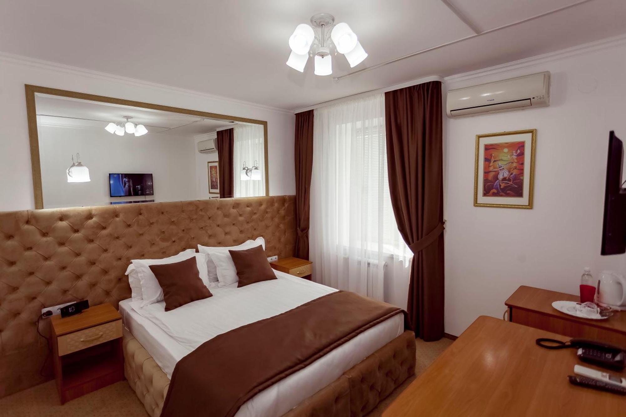 Kurmet Hotel Οράλ Εξωτερικό φωτογραφία