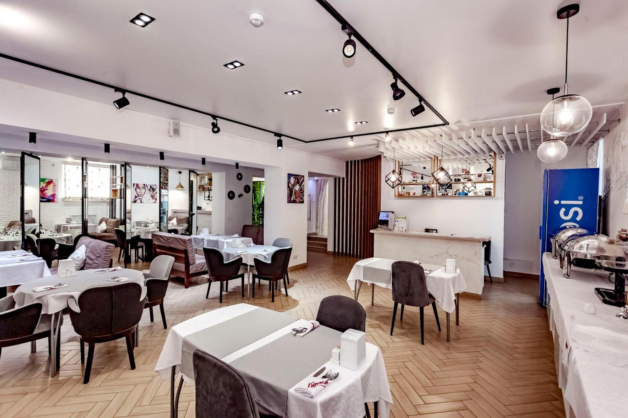 Kurmet Hotel Οράλ Εξωτερικό φωτογραφία