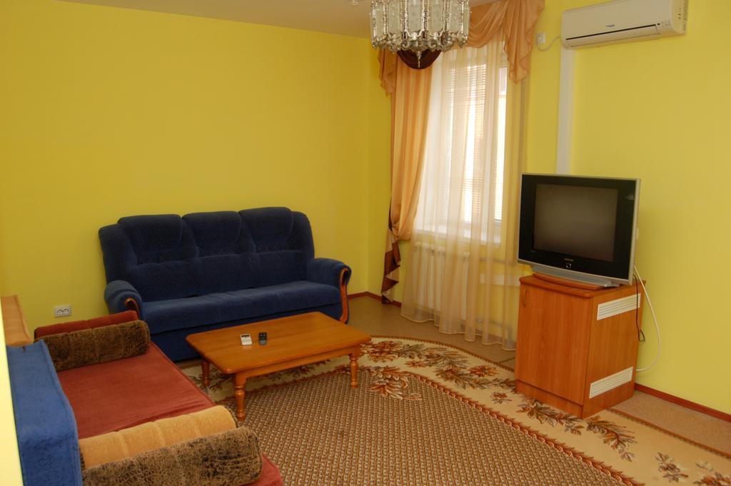 Kurmet Hotel Οράλ Εξωτερικό φωτογραφία